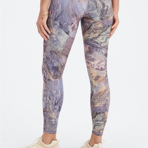 “Orchid Moonrock” Legging 🦄 Fabletics Define Ultra HW 7/8 Legging 🦄 - Picture 3 of 9